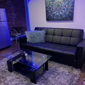 Apartment Central Harlem Oasis- Led House, New York